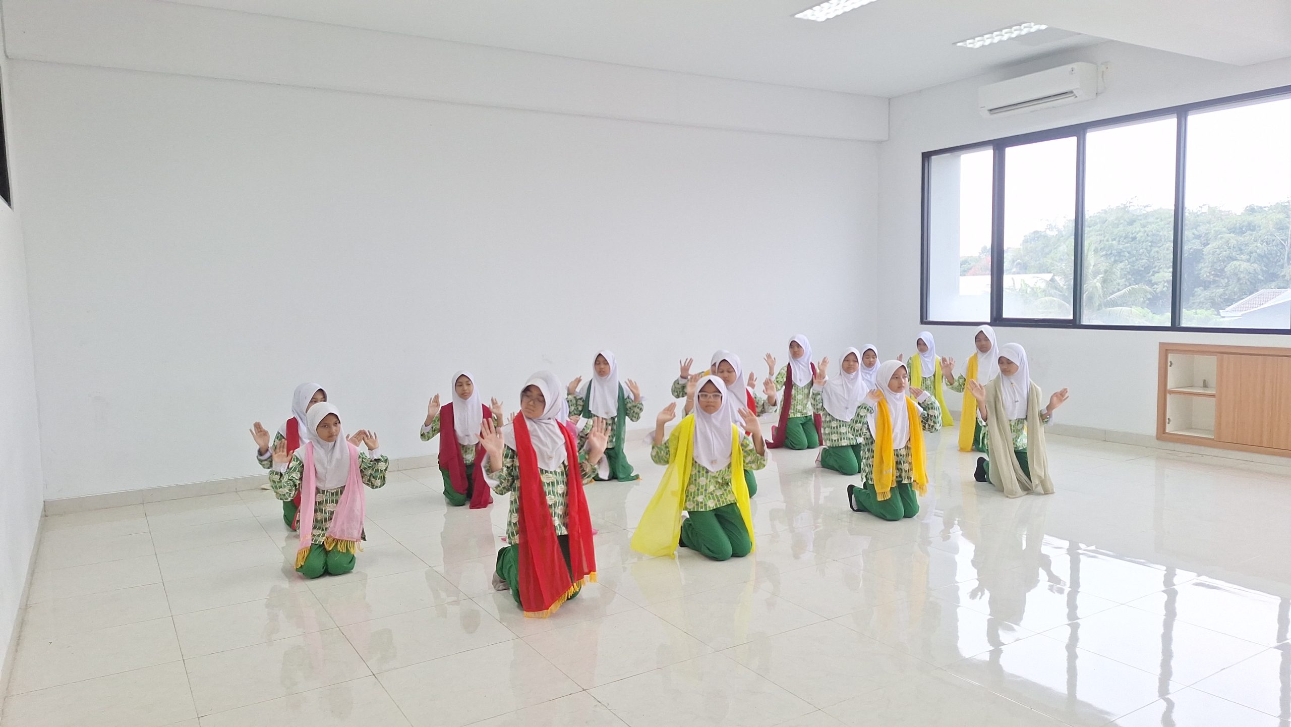 SD%20Islam%20Al Azhar%20BSD@Cileungsi